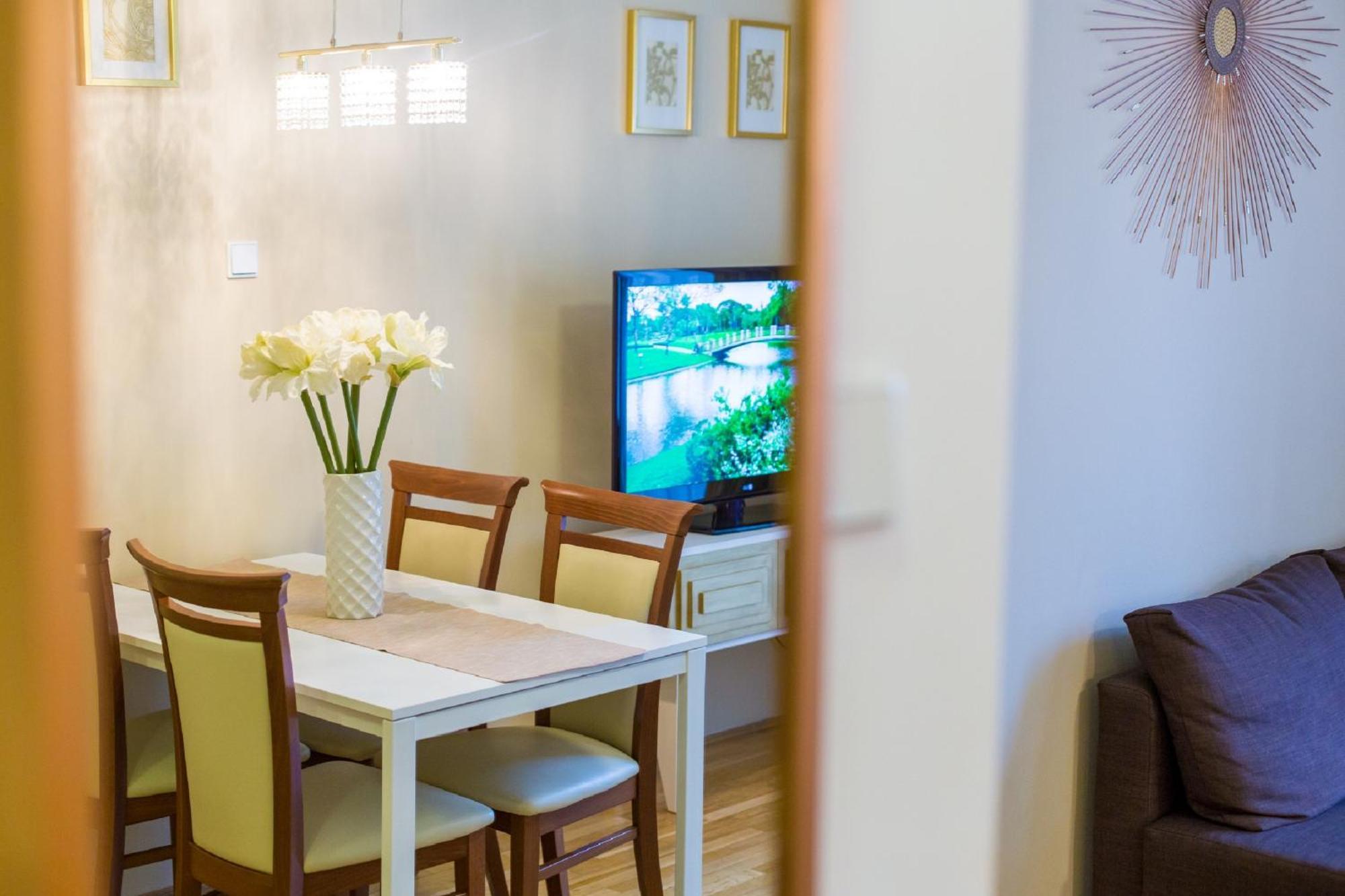 Colours Apartments Superior With Free Parking Budapest Rum bild
